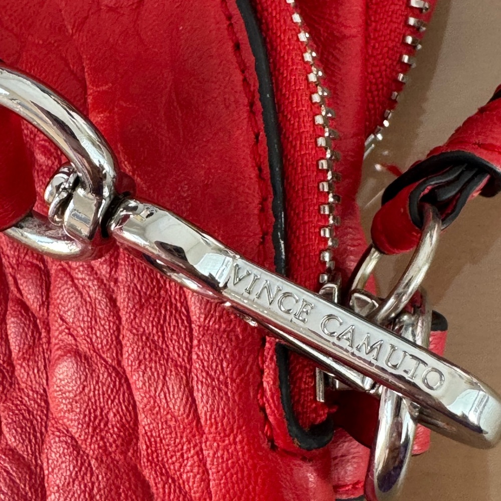 Vince Camuto Crossbody Bag Purse Scarlet Red 100% Genuine Leather Pockets Galore - Picture 11 of 13